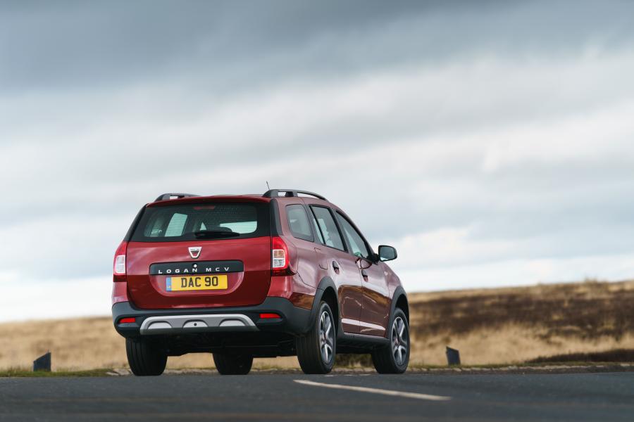  Dacia Logan MCV Stepway Techroad 2019 года  (UK) (фото 32 из 34)